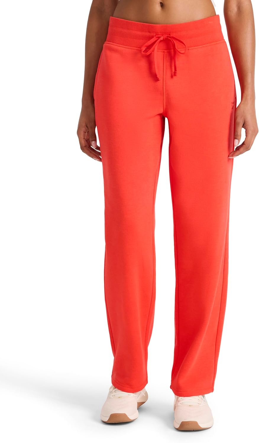 Read more about the article Reebok Women’s Cozy Classic Sweatpant, Standard Fit, 30” Inseam, Midweight Cotton-Poly Fleece Fabric