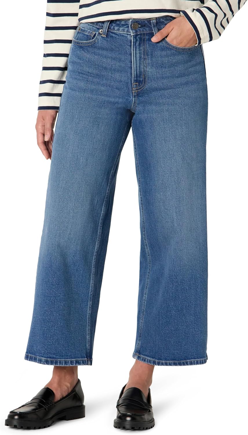 Read more about the article Amazon Essentials Women’s High-Rise Wide Leg Crop Jeans