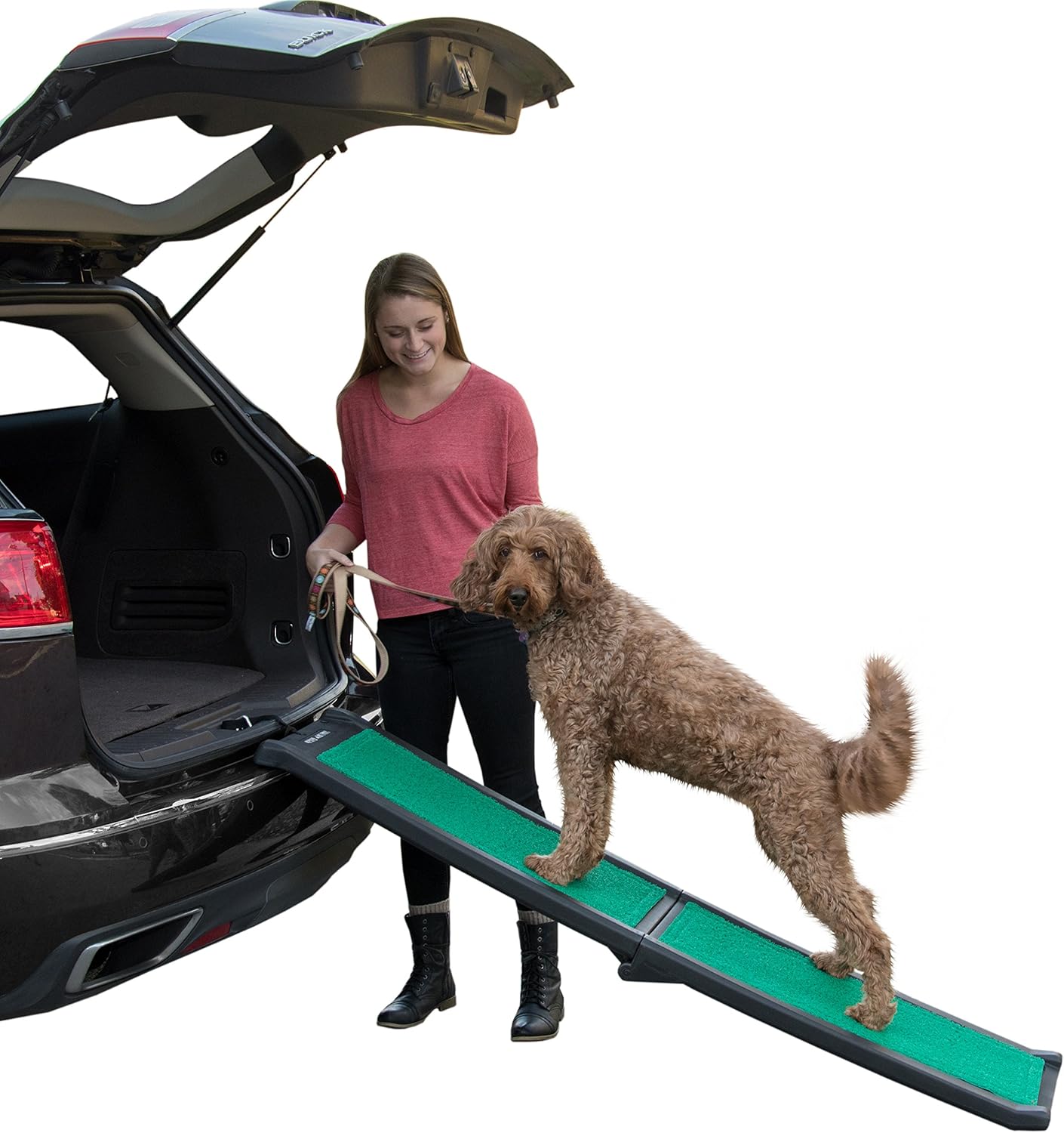 Read more about the article Pet Gear Travel Lite Ramp with supertraX Surface for Maximum Traction, 4 Models to Choose from, 66 in. Long, Supports 150 -200 lbs, Find the Best Fit for Your Pet